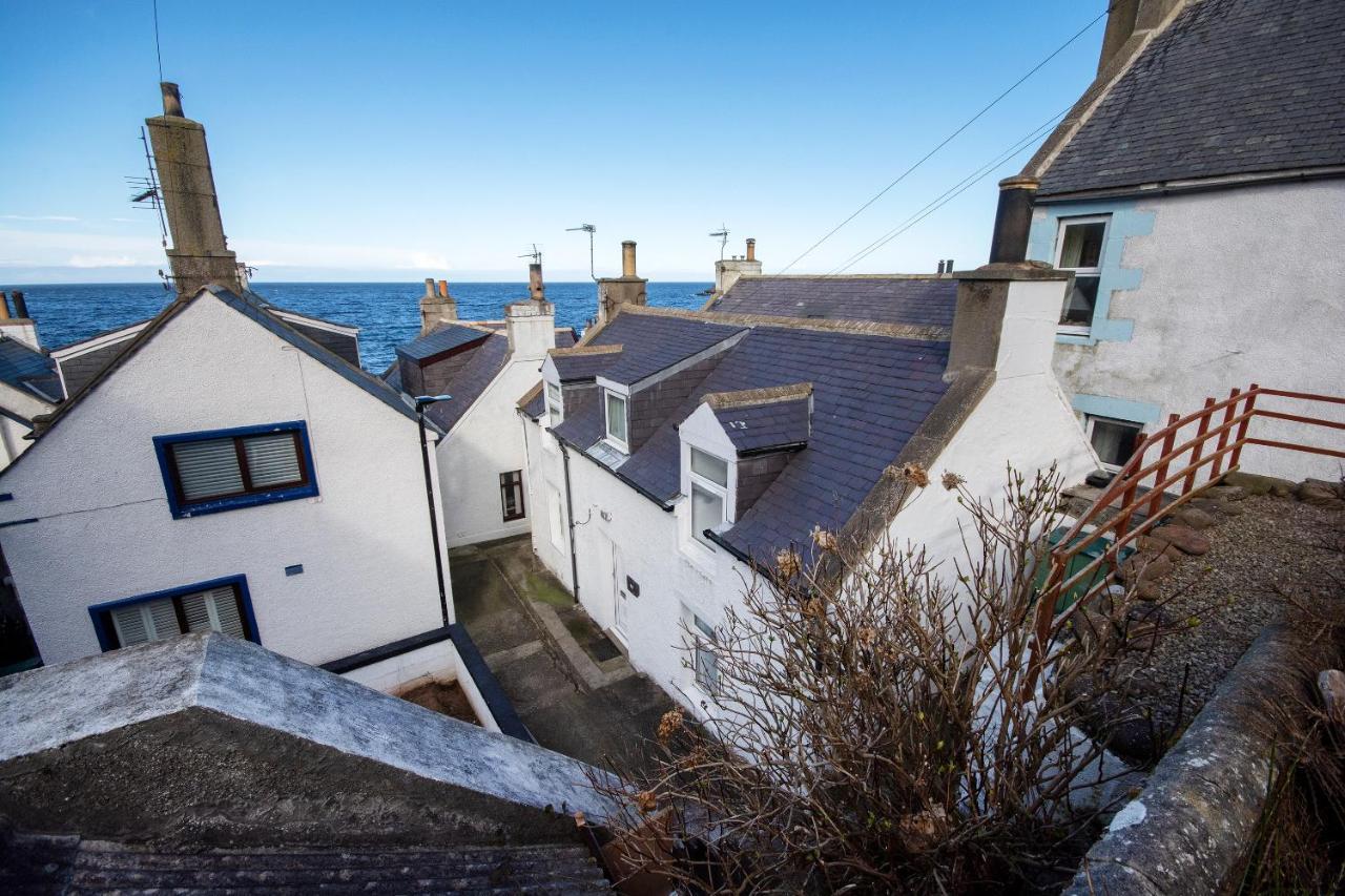 Finest Retreats - Ellie-Jo Cottage Gardenstown Bagian luar foto